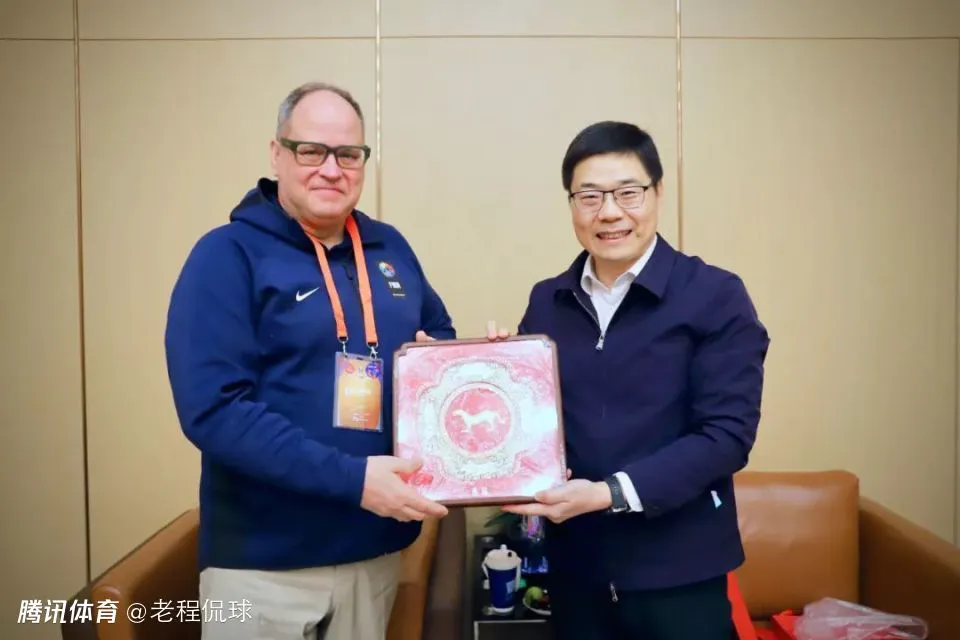 为什么专业篮球品牌在训练中如此重要_0